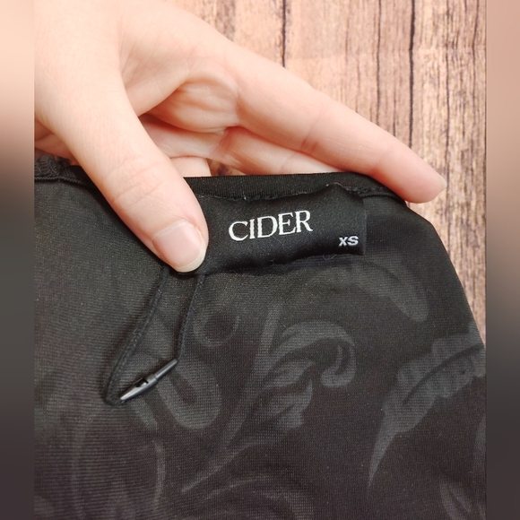 Cider women's crushed velvet lace corset bandeau top (NWOT) size XS - Picture 4 of 4